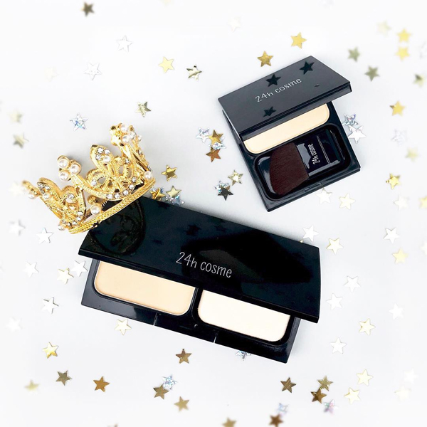 定番の人気アイテム！24 ミネラルパウダーファンデ